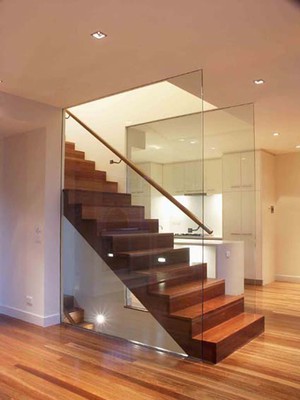 AMG Architects Pic 2 - feature glass stairwell