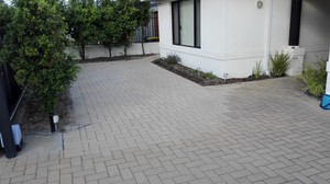 Brad Rinaldi's Landscape Kerbing Pic 2 - Before kerb edge