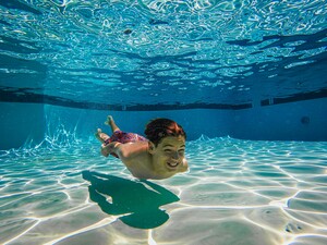 Little Frogs Swim School Pic 3 - 11 swimming lesson