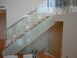 insight fencing Pic 2 - frameless balustrading