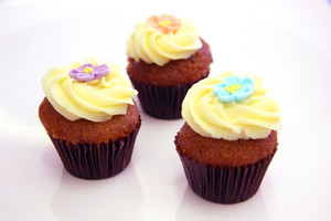 Bilgola Deli Cafe Pic 3 - Banana pineapple cupcakes