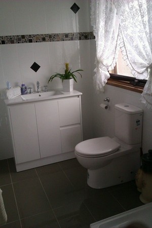 MP Bathroom Renovations and Tiling Pic 4 - Add a caption