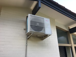 Red Earth Energy Storage Pic 5 - out side unit for air conditioner