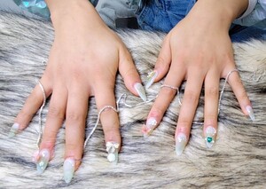 Amora Nails Beauty Pic 2