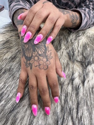 Amora Nails Beauty Pic 3