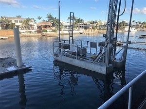 Micks Marine Maintenance Pic 3 - Piling Barge