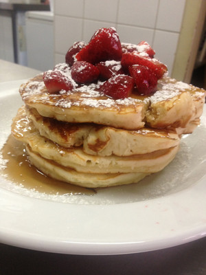 Biscottini Pic 2 - 4 stack berry pancakes