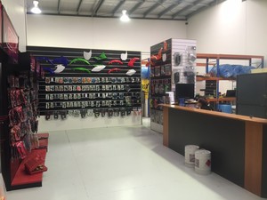 F1 Moto Pic 3 - Front counter and performance products