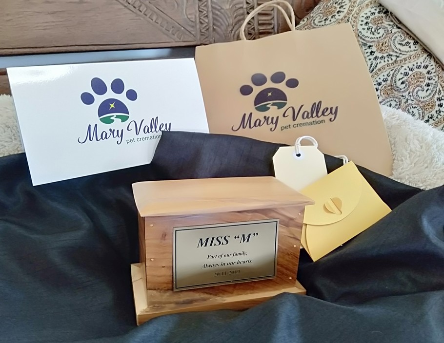 Mary Valley Pet Cremation Pic 1 - Teak box available in small or large