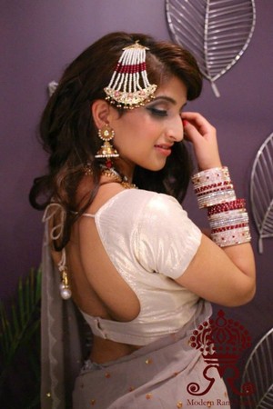 Modern Rani Studio Pic 3 - Bridal Reception Look