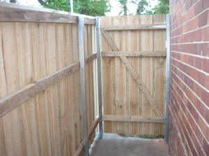 Able Fencing Pic 2 - Treated Pine LapCap with steel galvanised posts