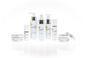 Aqua Bellus Organics Pic 2 - Get blemishfree skin with our Corrective Skincare Range