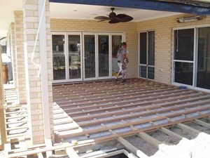 CMWA Contracting Pic 4 - Decking