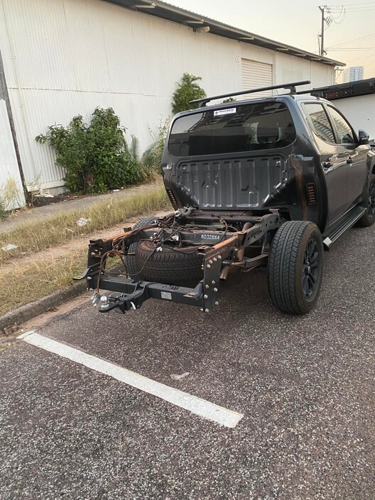 Darwin Crash Repairs Pic 1 - Looks like a wreckers yard