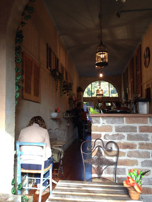 Il Cortile Caffe Pic 3 - Ip cortile interior