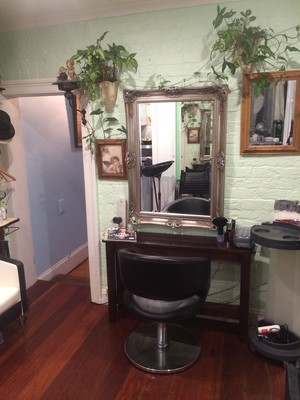 Salon 2 Pic 4