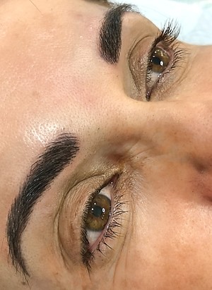 Permanent Makeup Melbourne Pic 4