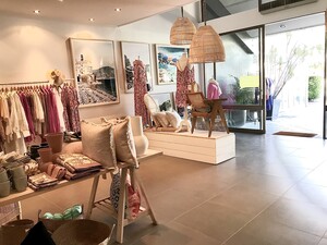 Oasis Lifestyle Pic 4 - OASIS Lifestyle boutique in Airlie Beach Womans clothing fashion accessories gifts homewares and furniture