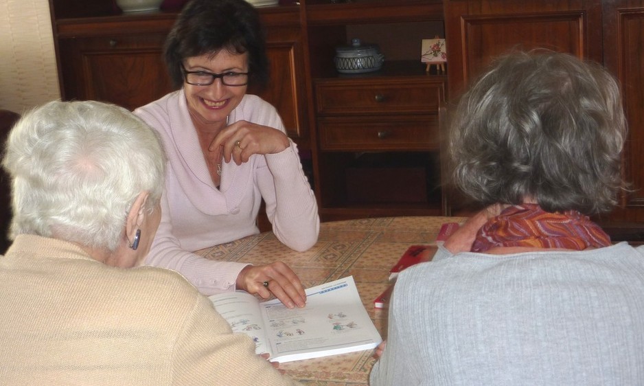 Learn French in Brisbane with Natalie Pic 1 - Private lesson in small group