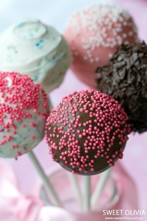 Sweet Olivia Pic 3 - Sweet Olivia Cakepops