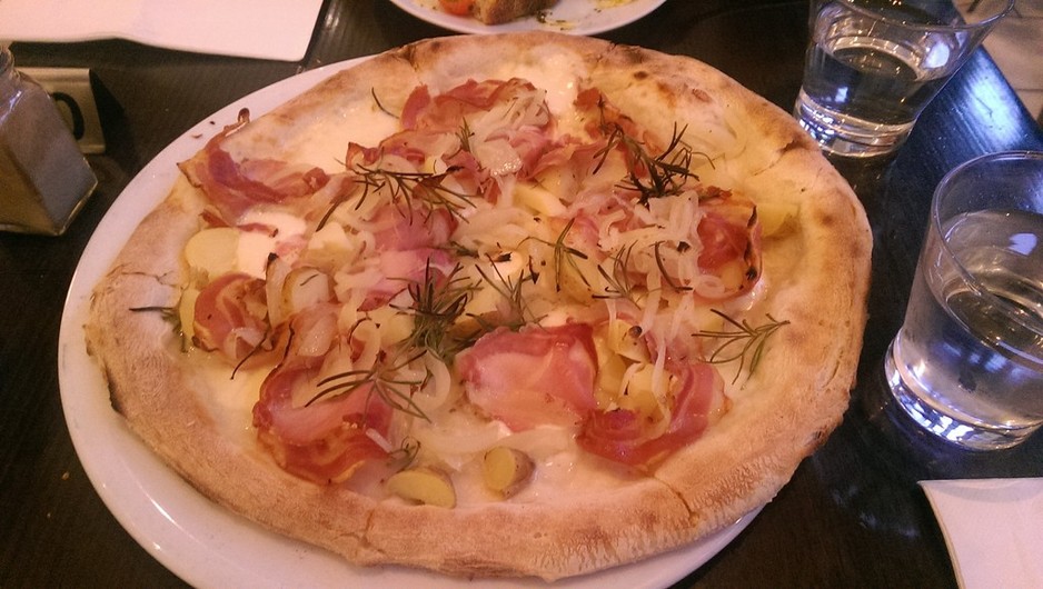 Baci Cafe Pic 1 - Potata PIzza