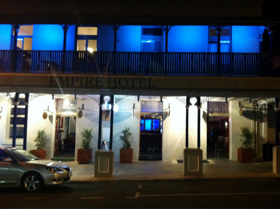 Empire Hotel Pic 2 - Very inviting comfortable hotel with great food