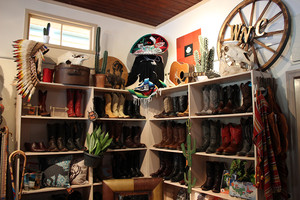 West 'N Colour Pic 4 - Pre Loved Boots