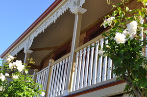 WA Painters Pic 2 - The colour scheme used here enhances the natural beauty of this early federation style house