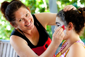 Brisbane Face Painting Pic 4 - Brisbane Face PaintingLisa in action