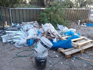 Fast Eddys Rubbish Removals Pty Ltd Pic 2 - Builders rubbish Before