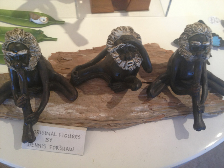 Village Gallery Palm Cove Pic 1 - Aboriginal figures