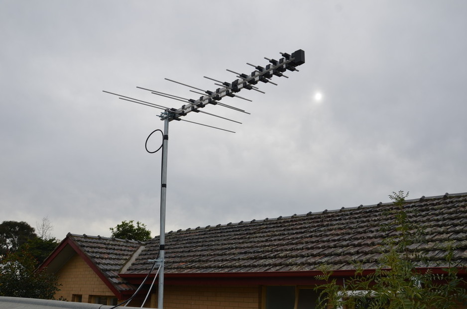 Hoppers Crossing TV Antenna & Television Mounting Service Pic 1 - TV Antenna Installation