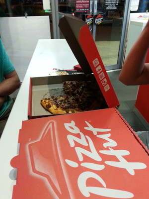 Pizza Hut Pic 3