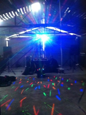 Skillecta Mobile DJ Hire Pic 3