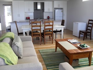 VIEW EMU BAY Pic 5 - Top living area