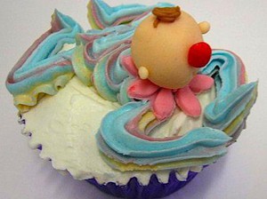 About My Cakes & Sugar Art Pic 4 - sleepy crowne cup cake