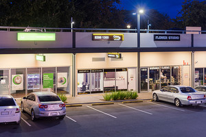 Century 21 Hills & Country Pic 4 - Easy Parking in Mt Barker Central