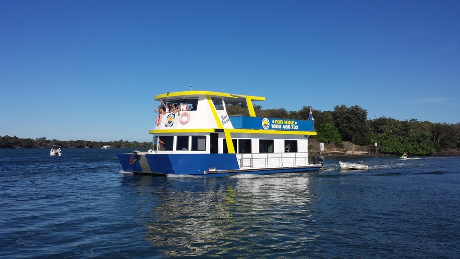 Boyds Bay Houseboats Pic 1