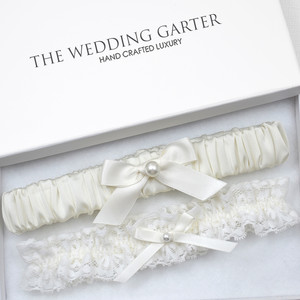 The Wedding Garter Pic 4 - wedding garter set