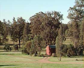 Sundowner Yass Pic 1 - Hunter Hideaway Cottages