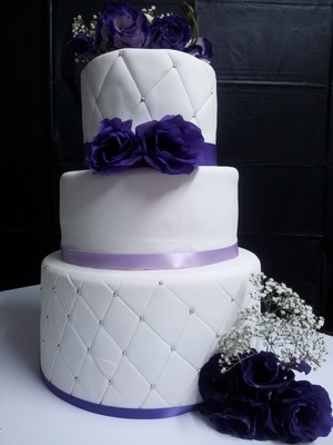 Luxxe Cakes Pic 2