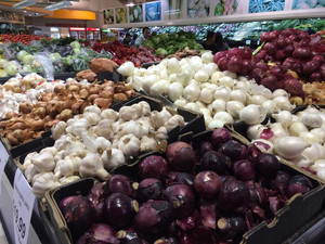 Farmer Jacks Supermarket Pic 5 - Onions