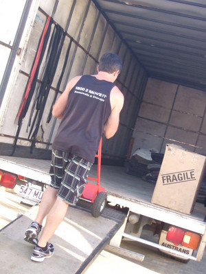 Wynnum removals Pic 4