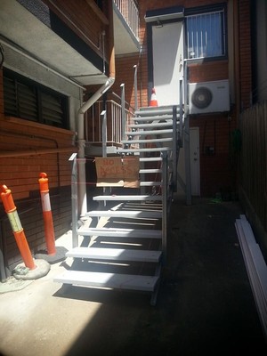 Browns Mobile Fabrication & Welding Pic 2 - New supports and rails for unit block stairs