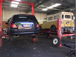 Johnson's 4WD Repair Shop Pic 2