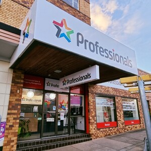 Professionals Tamworth Pic 5