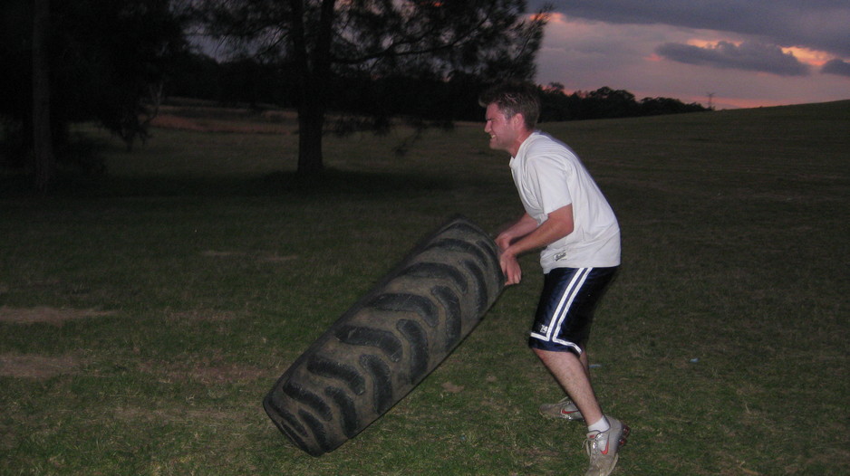 EFFECTIVE MOMENTUM FITNESS Pic 1 - Bootcamp tyer flip