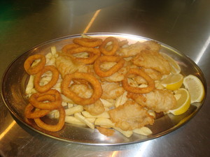 Oceangrill Pic 3 - Picnic Pack 12 fish cocktails 12 calamari 2 serves of chips for only 1990