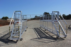 AliSafe Pic 2 - Customised Truck Access PlatformTruck Loading Safety Platform