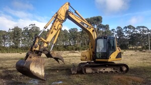 Blue Dot Excavations Pic 2 - 12 Tonne Cat Excavator